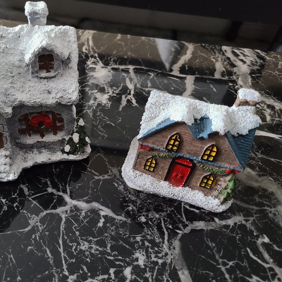 Christmas Decorations Lot - Picture 8 of 11